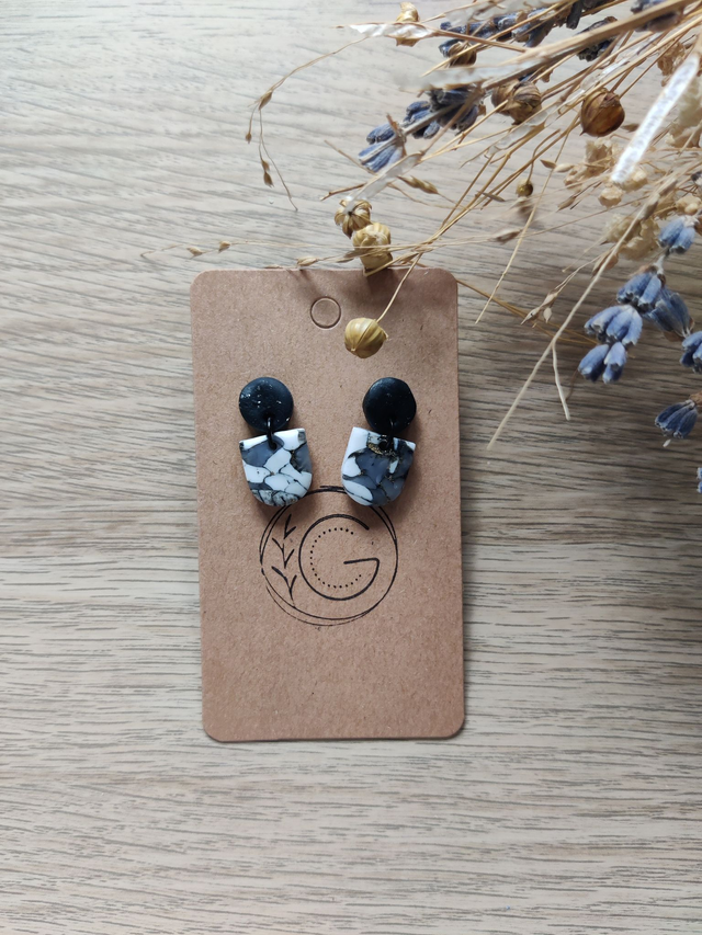 N°39 - Les discrètes - Acier chirurgical