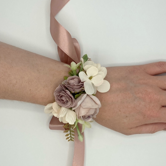 H-4 Flower Corsage