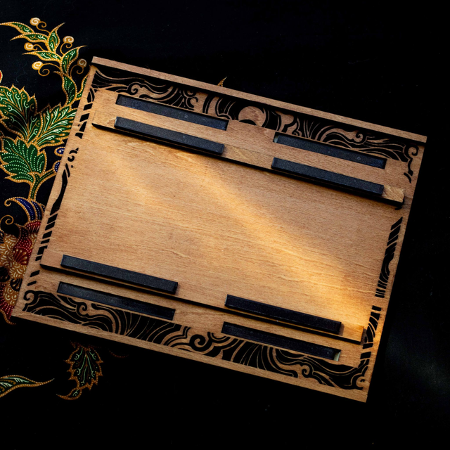 Cadres artisanaux en bois aimantés - A4 à A5