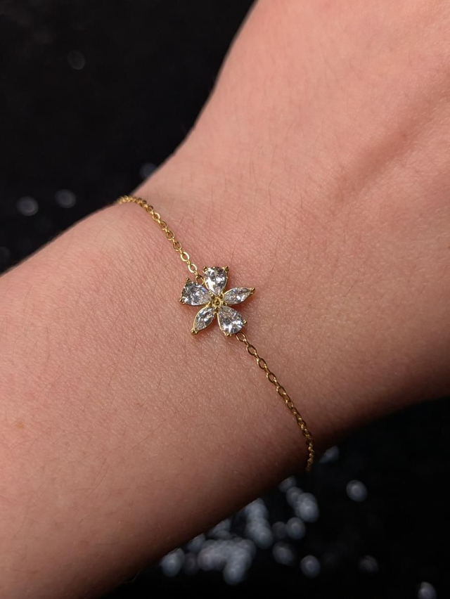 Bracelet zirconium fleur