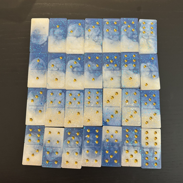 DOMINOS EN RÉSINE 