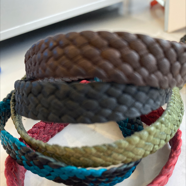 Flat leather bracelet