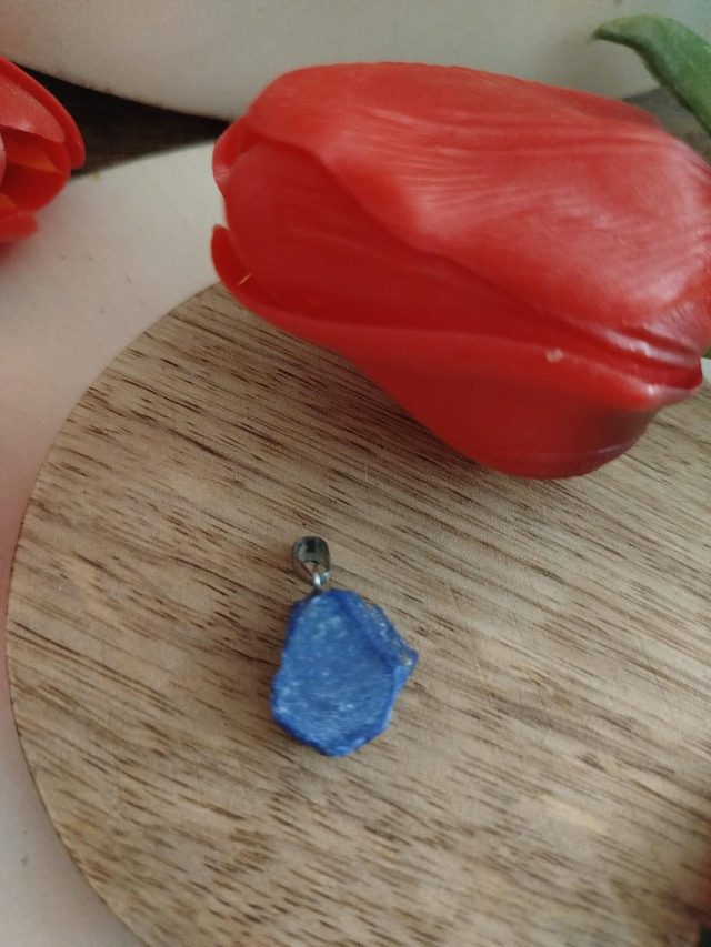  Pendentif en Lapis-Lazuli Brut 