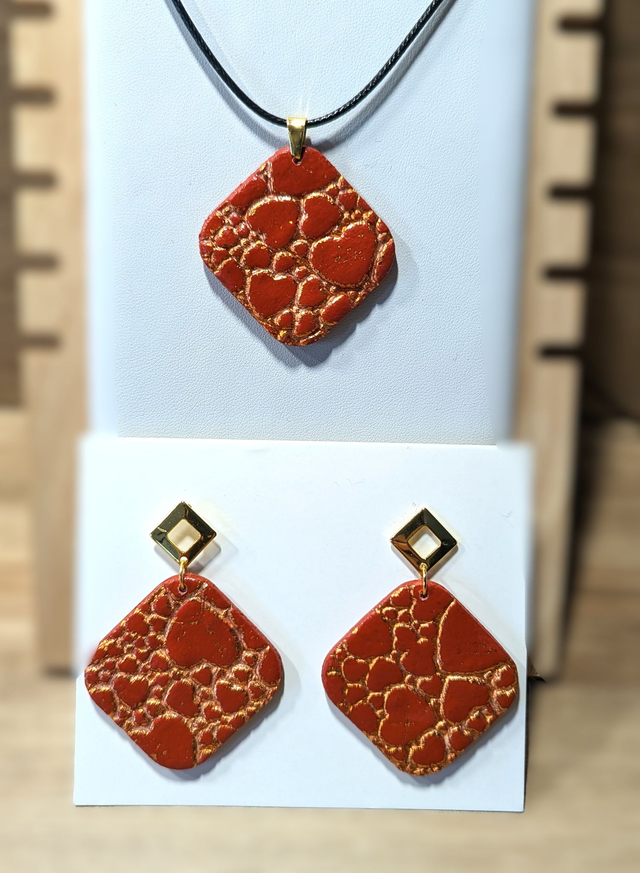 Parure boucles d'oreilles et pendentif coeur