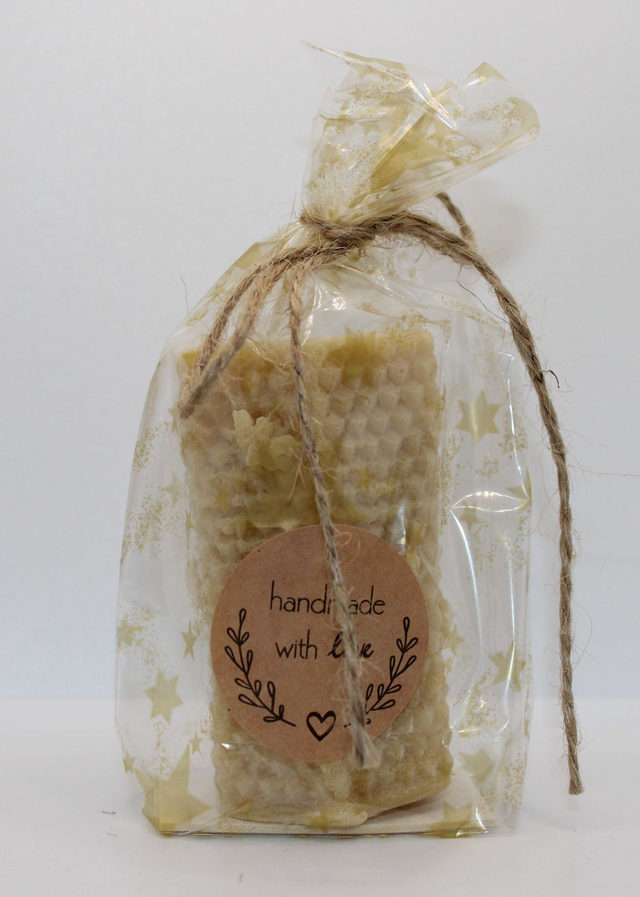Bienenwabenkerze