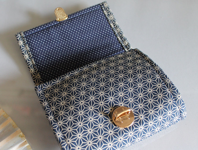 Portefeuille court à fermoir "Asanoha" bleu