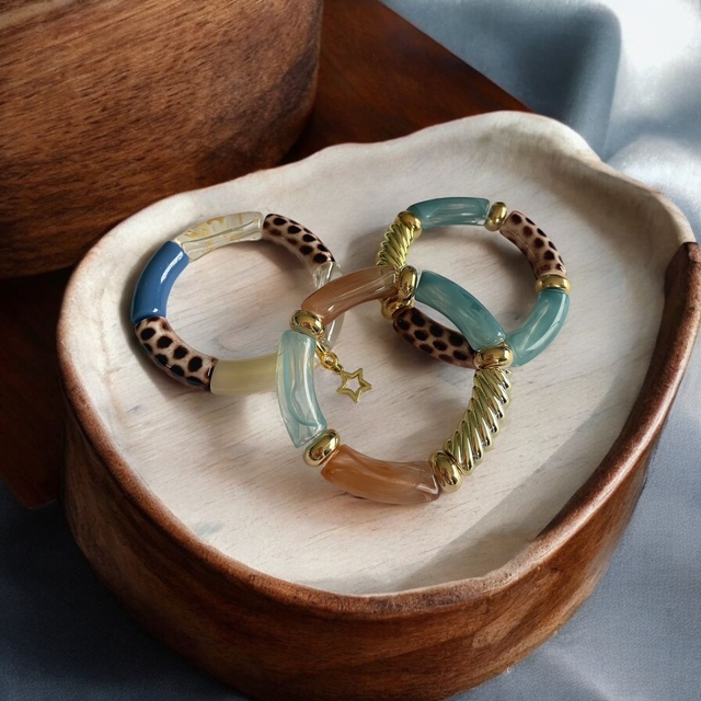 Bracelets acryliques léopard bleu