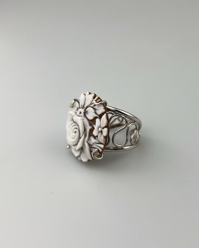 Anello Fiori Cammeo