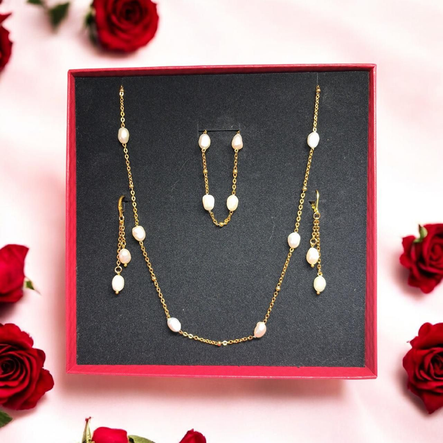 Parure femme perles d’eau douce doré – Pièce Unique