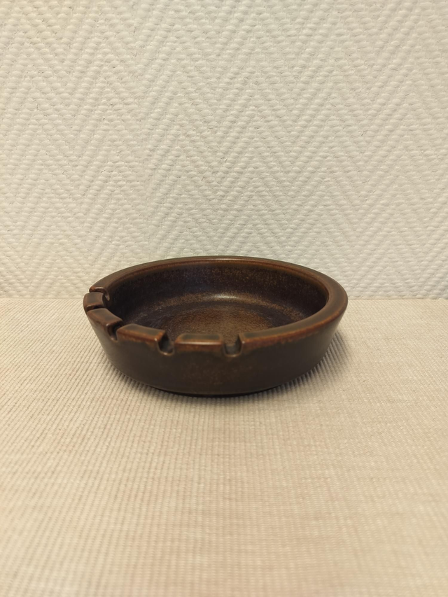 Arabia Ruska tuhkakuppi #021