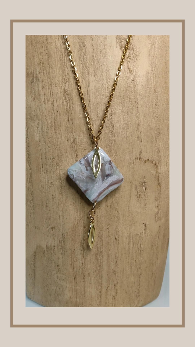 Collier &quot;la naturelle&quot; losange 