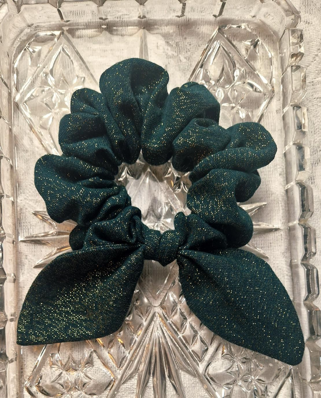 GREEN SPARKLE SCRUNCHIE with bow