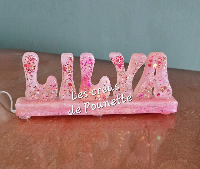 Prénom sur socle de 3 à 5 lettres maxi