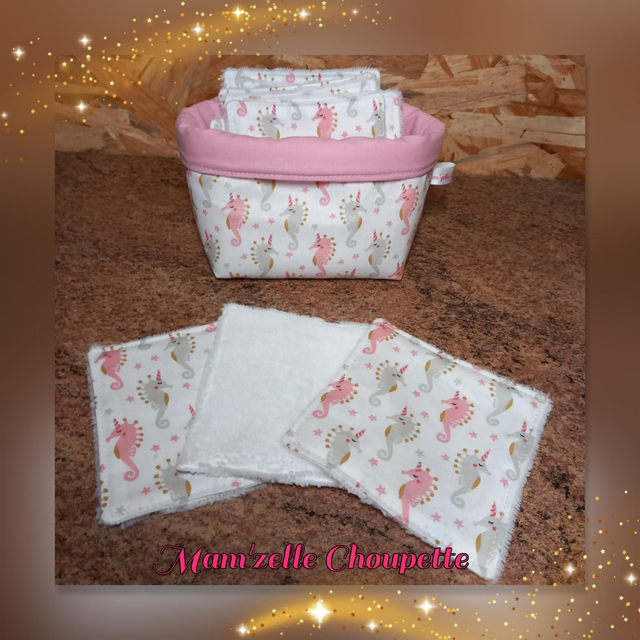 Lot de 12 lingettes avec panière assortie 