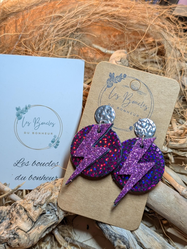 Boucles d'oreilles Queen violet paillettes qu013