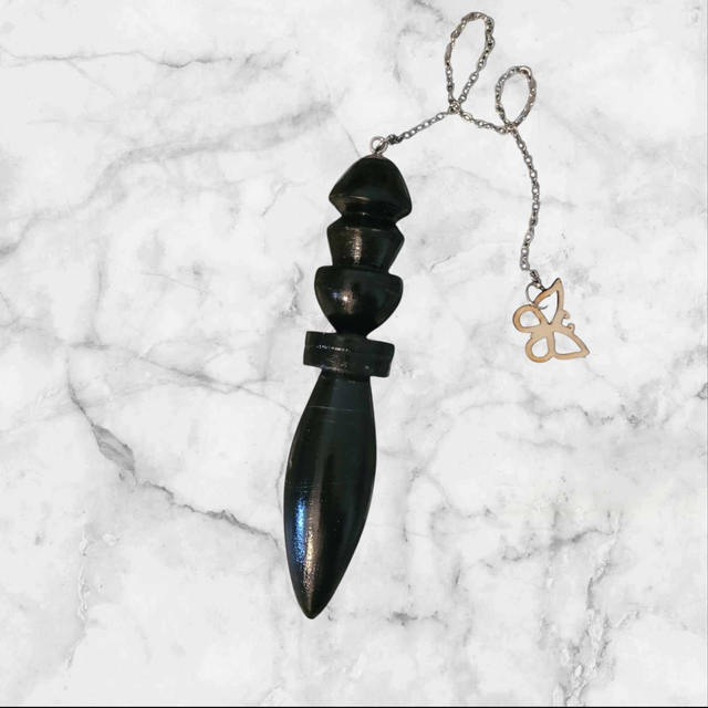 Pendule 17 en bois de cerisier