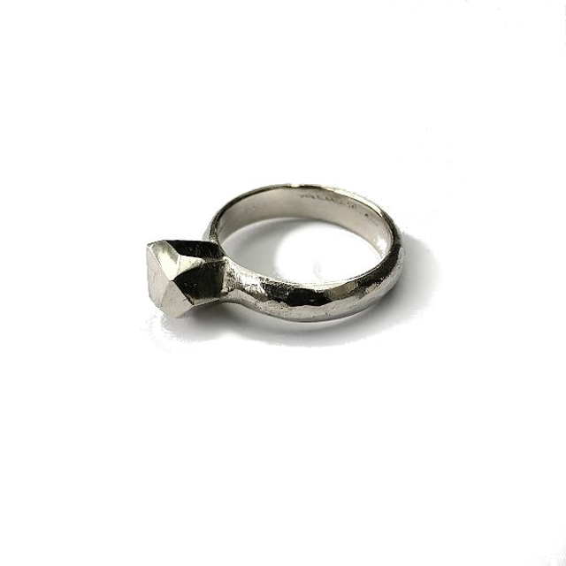 Zilveren ring &quot;facet&quot;