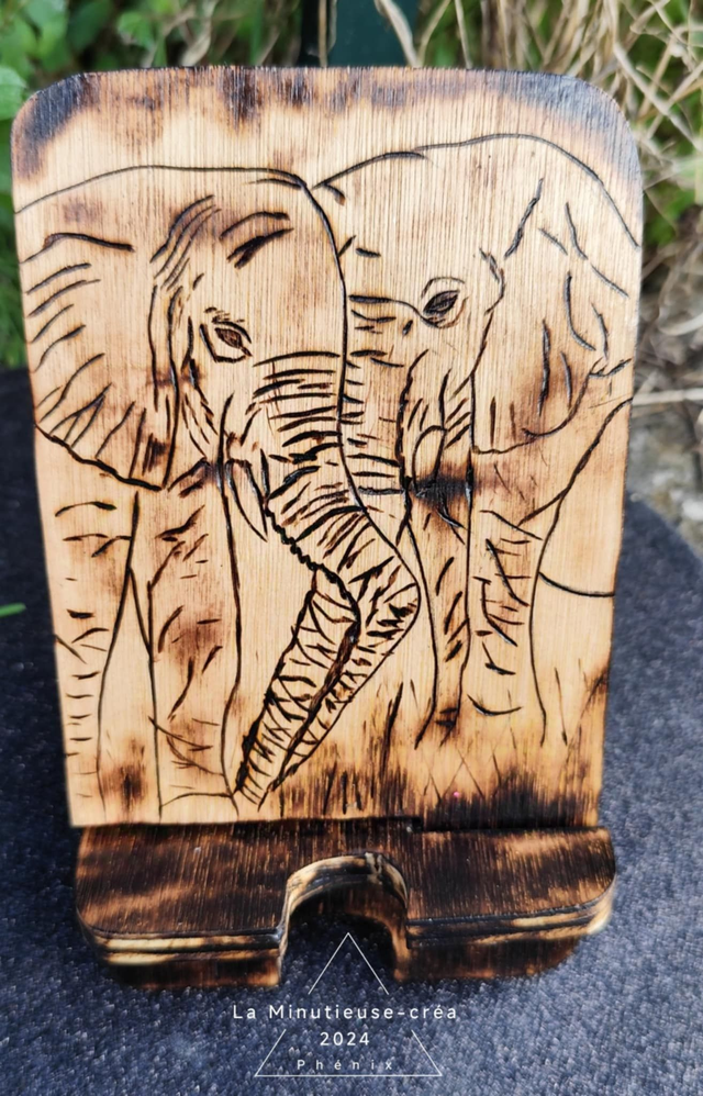 SUPPORT DE CHARGE TELEPHONE COUPLE ÉLÉPHANTS