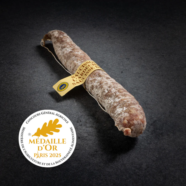 Saucisse sèche droite de l&#039;Ardèche IGP