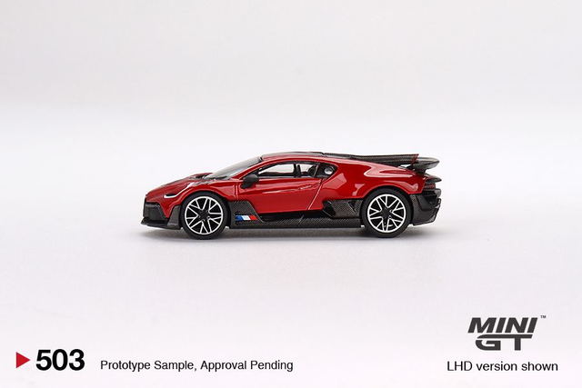 MGT00503 Mini GT 1/64 Bugatti Divo  Red Metallic (LHD)