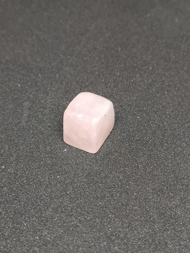 Cube de quartz rose