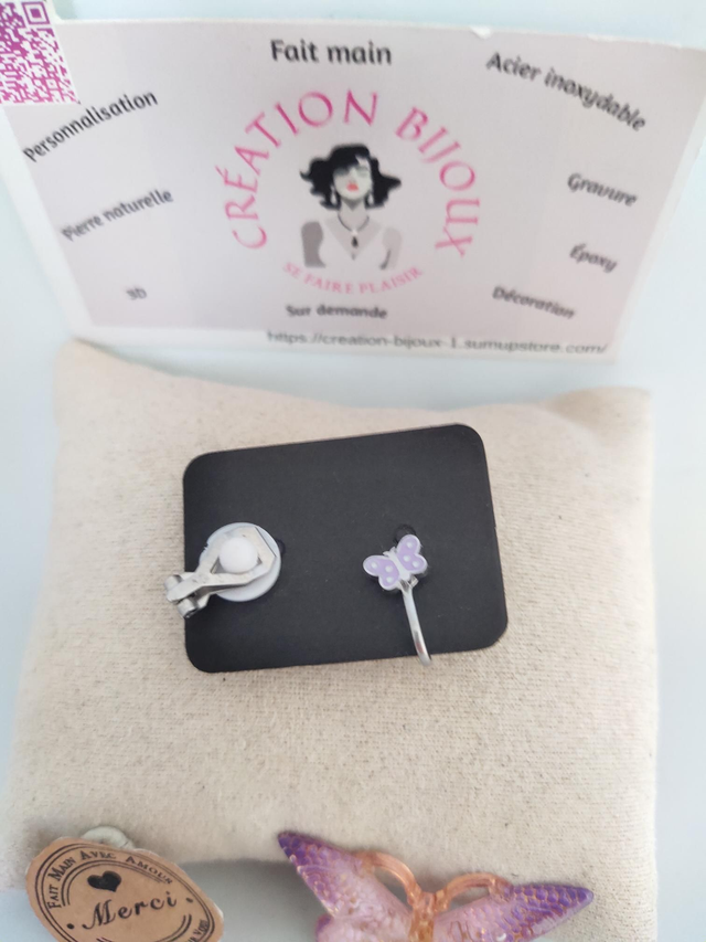 Boucle d'oreille papillon 