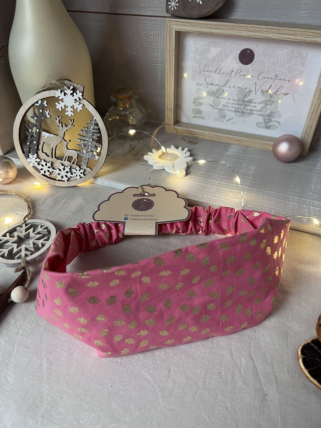 Bandeau simple et large en coton rose fuchsia et petites feuilles dorées