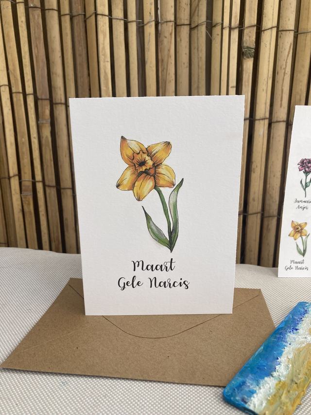 Ansichtkaart Geboortebloem Maart Gele Narcis in kleur, inclusief envelop, van originele tekening, met of zonder tekst 