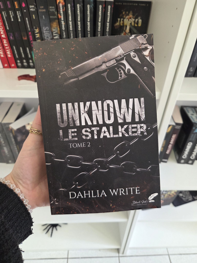Unknown le stalker - T02