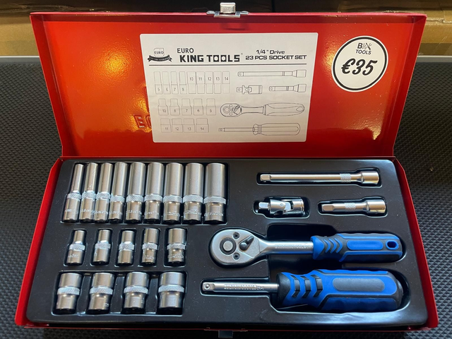 1\4" Drive 23 pc socket set