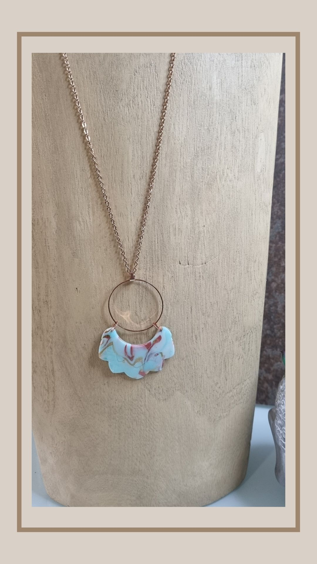 Collier &quot;Bleu été&quot;fleur 