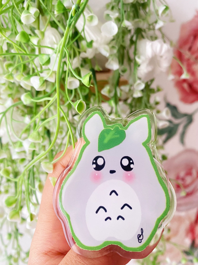 Totoro phone grip 