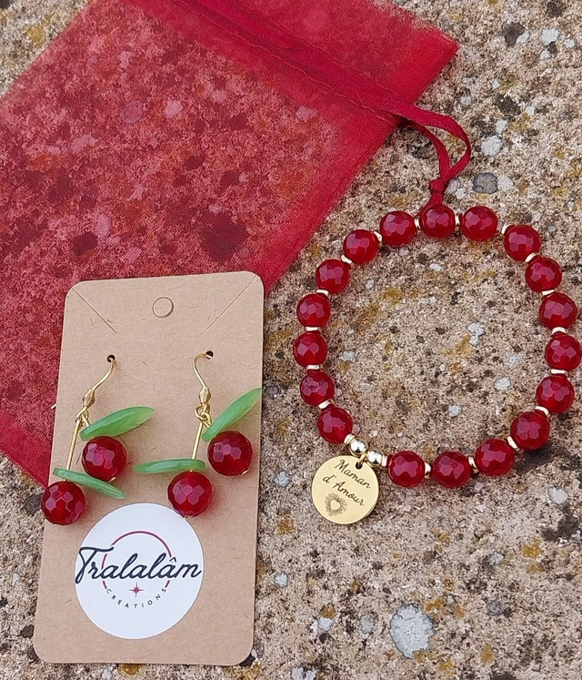 ✨Offre Spéciale Fête des Mamans ❤️Bracelet élastique perles rouges calcédoine "Maman d'Amour"+Boucles Cerises