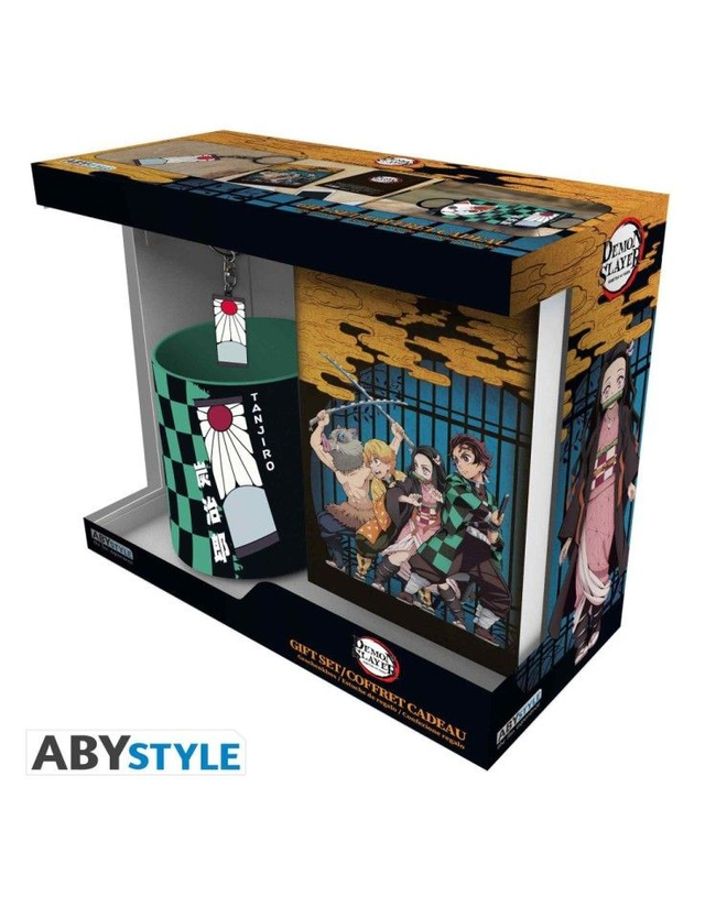 Demon Slayer: Tanjiro Mug + Keyring + Notebook Gift Set