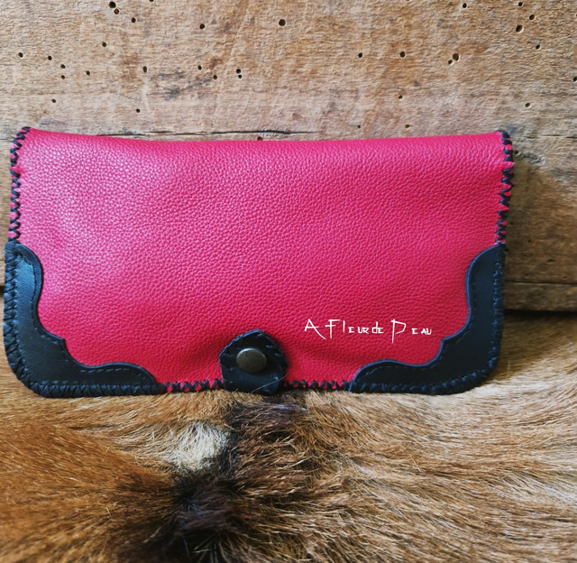 Étui en cuir pour chéquier 