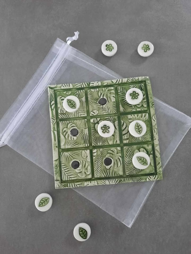 Jeu de morpion aimanté