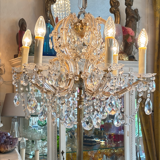 Stehleuchte Kronleuchter mit üppigem Behang