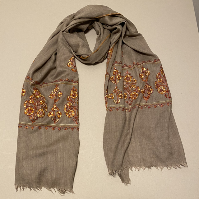 Handbestickter Schal aus 100% Kaschmir UNIKAT!  