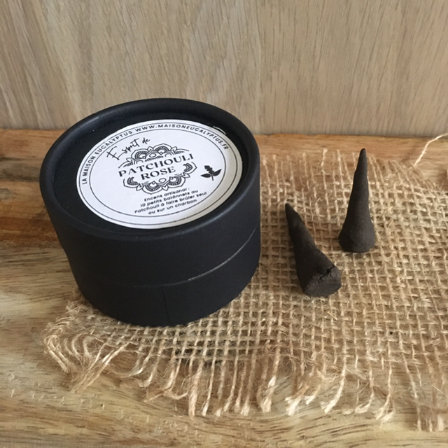 Cônes d’encens artisanaux fait à la main 