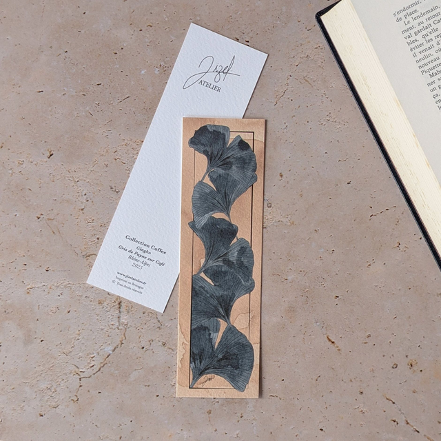 Marque-page - Café - Ginkgos, Gris de Payne sur Café