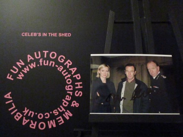 Tom Chadbon Authentic Autographed 7x5 Photograph (C)