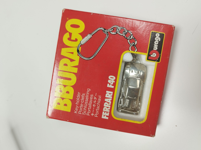 Vintage EXTREMELY RARE Bburago Ferrari F40 Chrome Plated Made in Italy Keyring 1/87