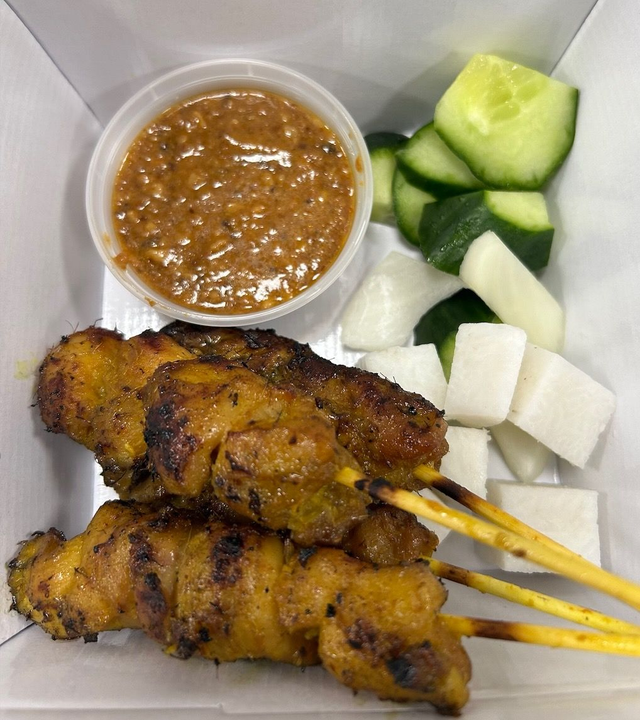 Chicken satay 4 sticks set - (Saturday takeaway - pick up directly from Unit 21, Bicester Business Park)