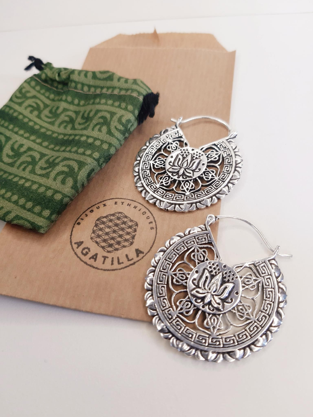 FLEUR DE LOTUS - BOUCLES D&#039;OREILLES BOUDDHISME CHAKRAS