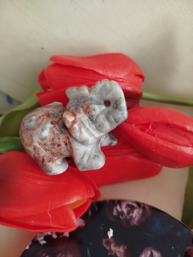 Elephant en Agate Crazy Lace