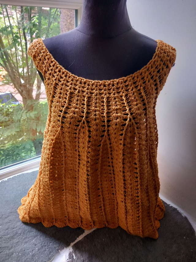 Débardeur jaune moutarde