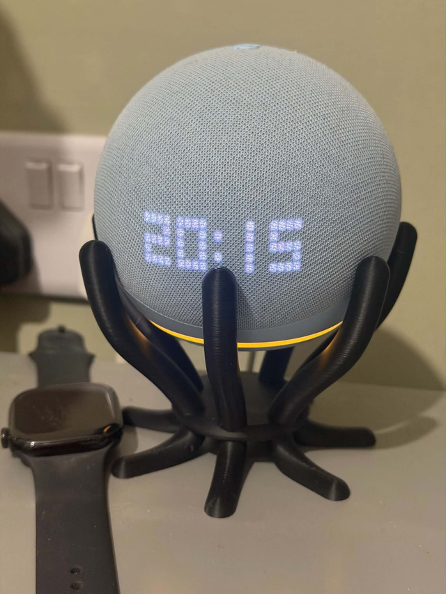Support pour enceinte connectée