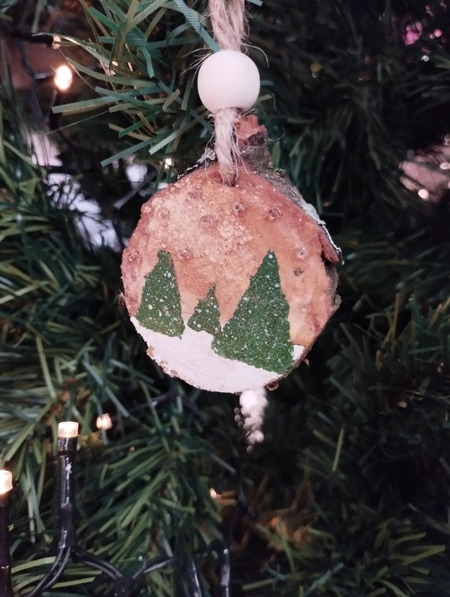 Déco suspension en bois - Forêt de Sapins