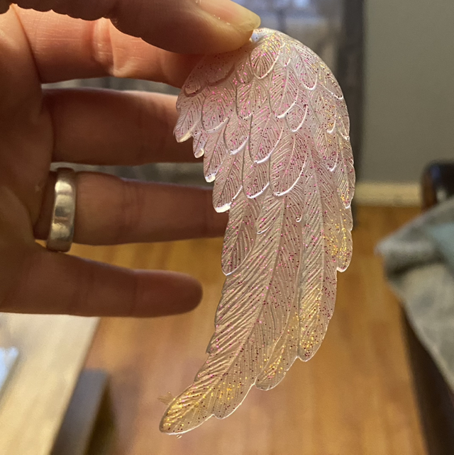 Resin feather hanging decoration