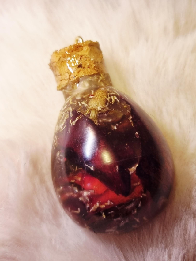 Le Pendentif Potion #48 - Amour de Soi